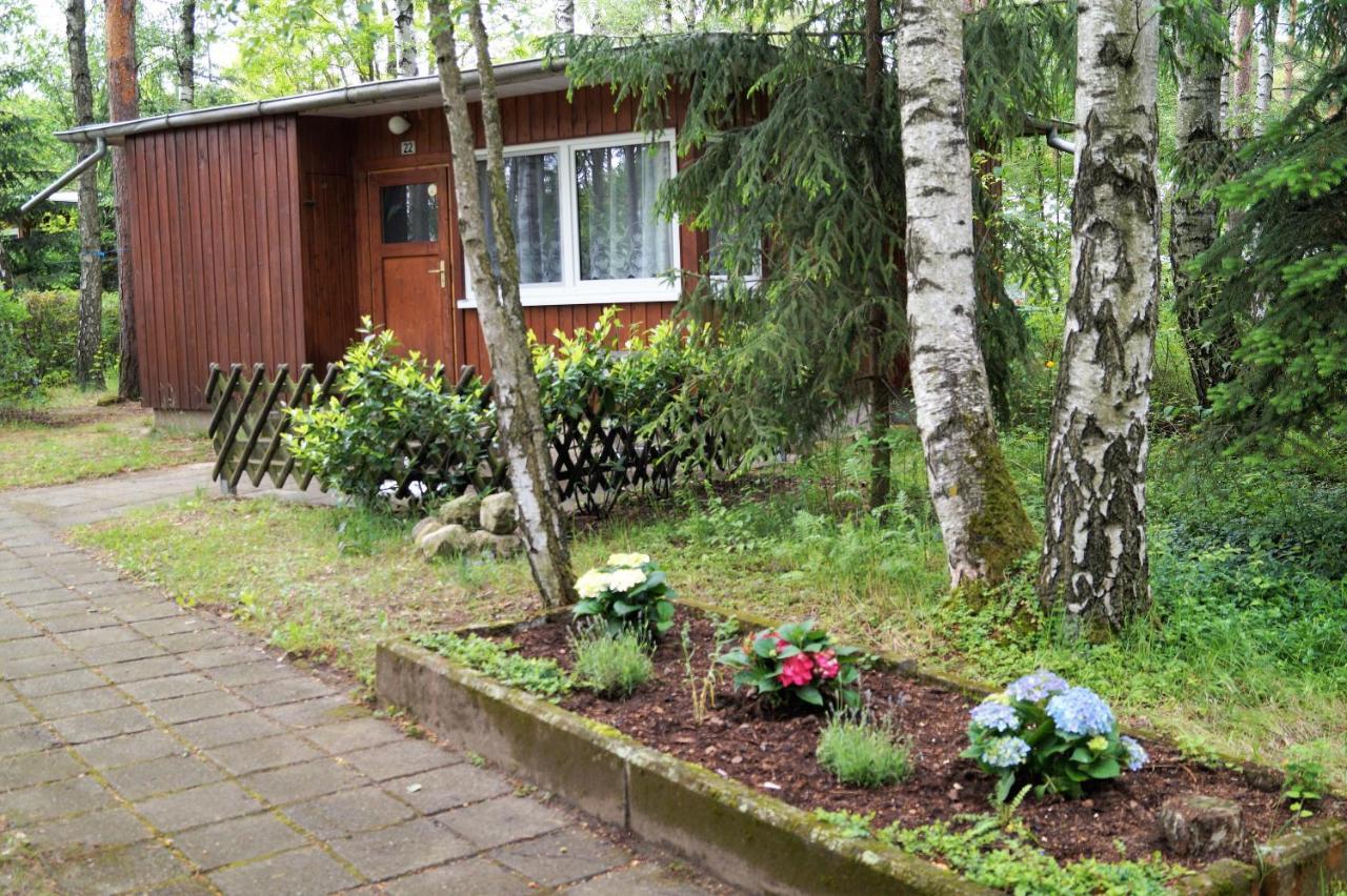 Ferienhaussiedlung am Chossewitzer See Friedland  Exterior foto